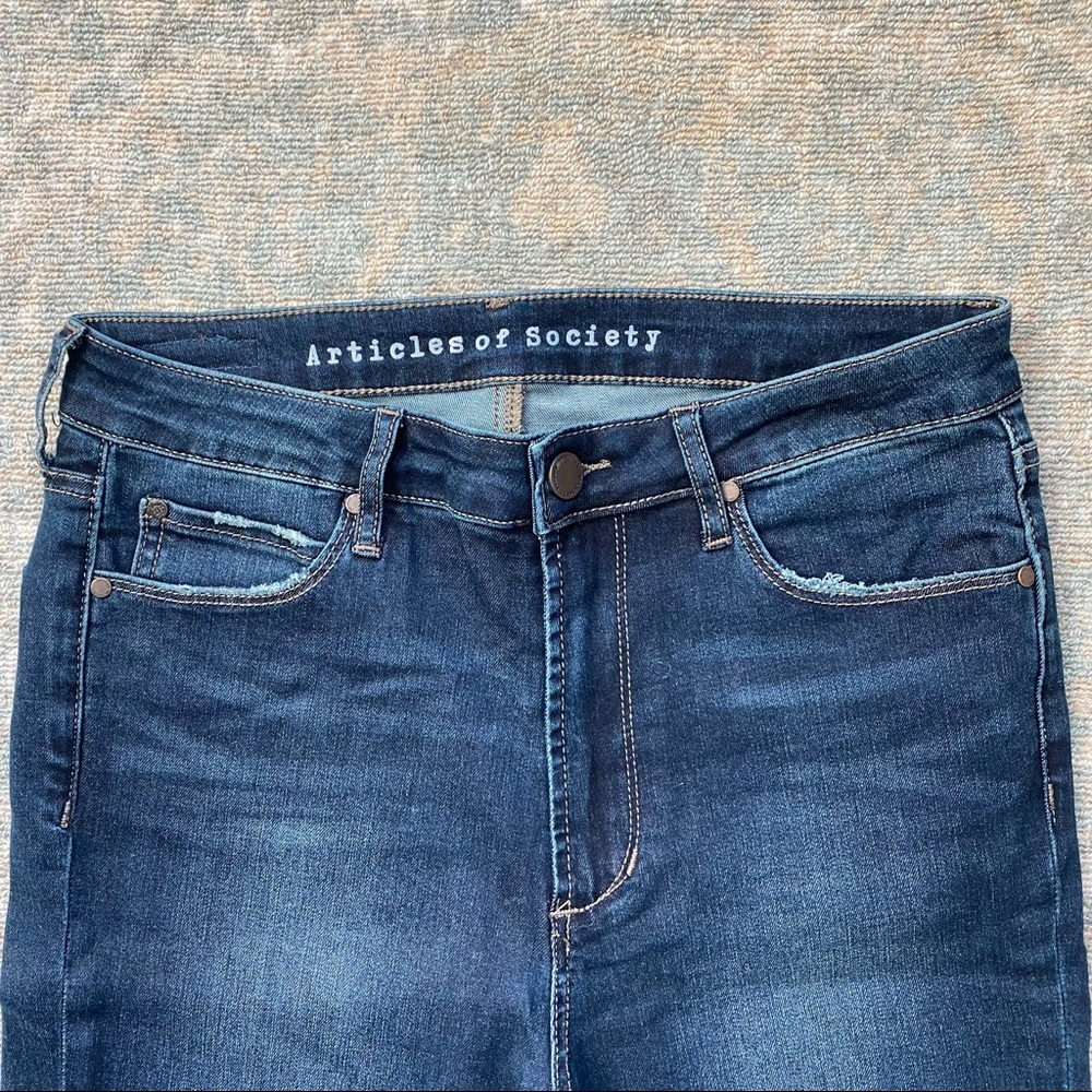 ✨HOST PICK✨ NWOT Articles of Society high rise jeans - Picture 2 of 7